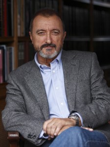 El escritor español Arturo Pérez-Reverte