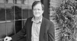 El escritor Tim Powers